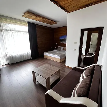 Lodge райски кът “еленова поляна”