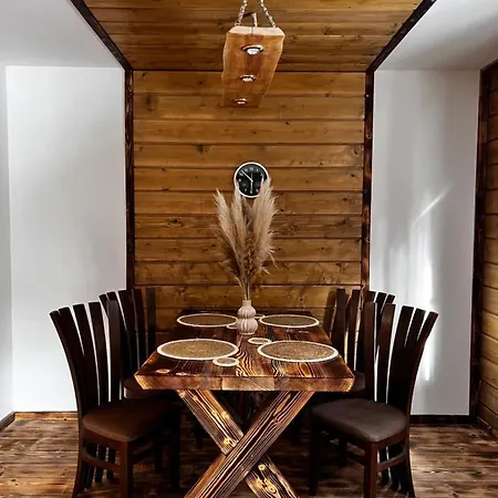 Lodge райски кът “еленова поляна” Dobărsko