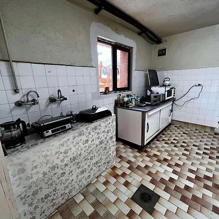 райски кът “еленова поляна” ロッジ Dobărsko