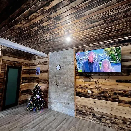 Cabană райски кът “еленова поляна” *