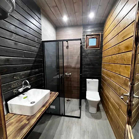 райски кът “еленова поляна” Dobărsko