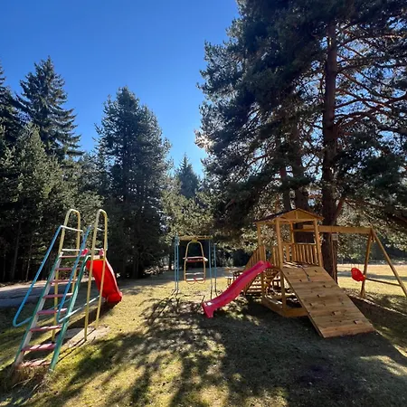 Jaktstuga райски кът “еленова поляна” *