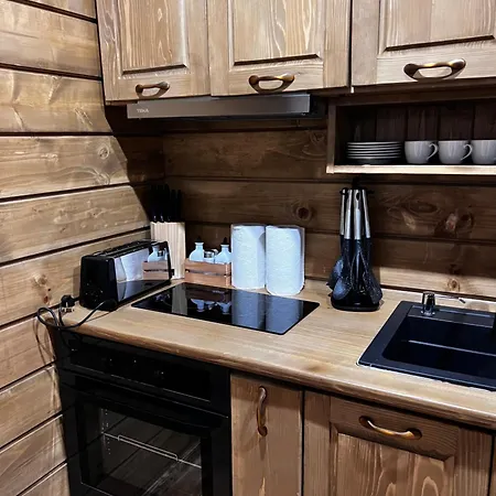 райски кът “еленова поляна” Dobărsko