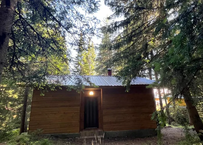 Jaktstuga райски кът “еленова поляна”