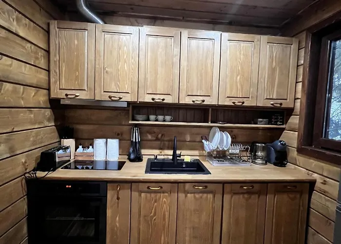 райски кът “еленова поляна” *